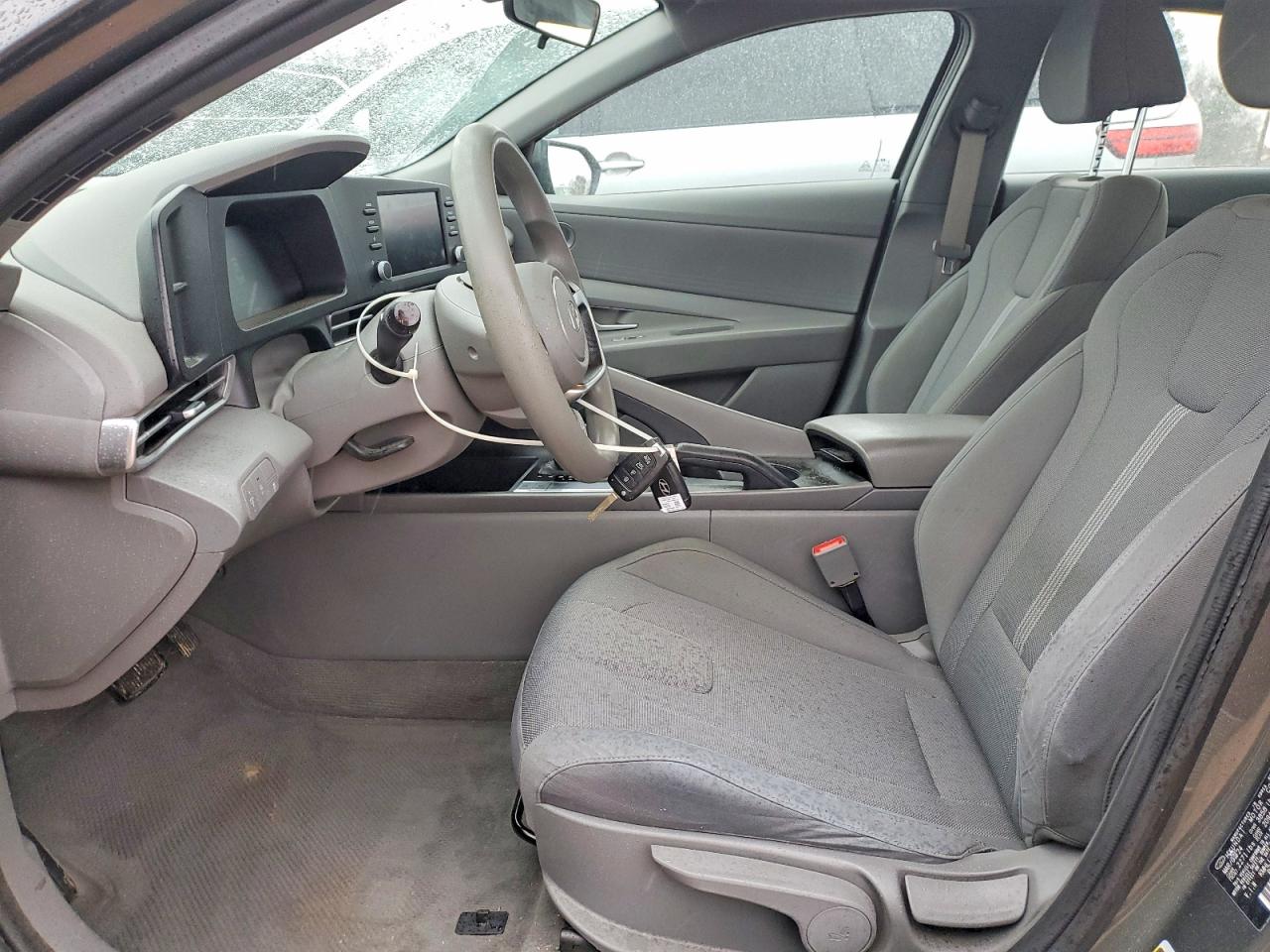 2024 HYUNDAI ELANTRA SE photo 19