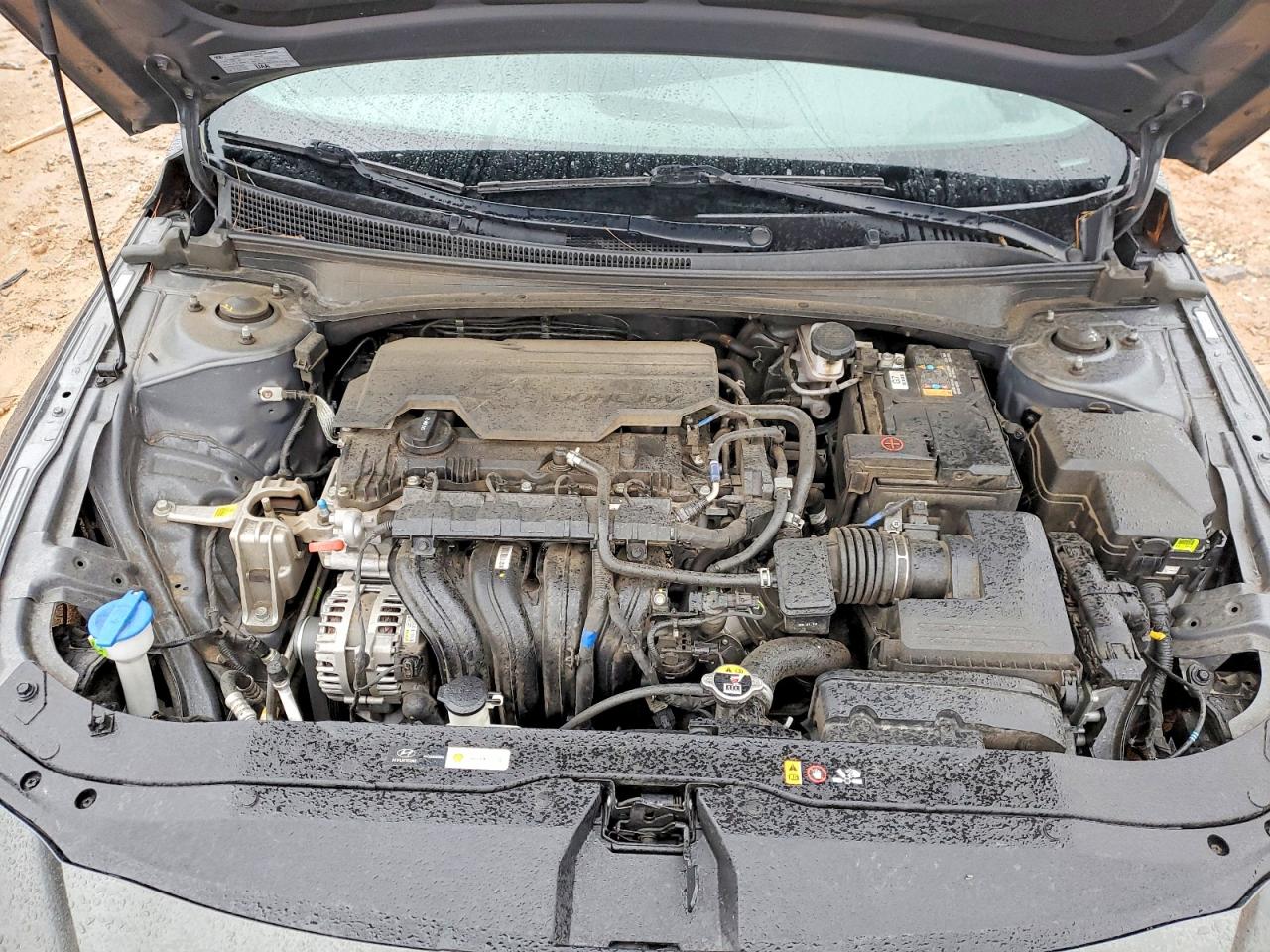 2024 HYUNDAI ELANTRA SE photo 31