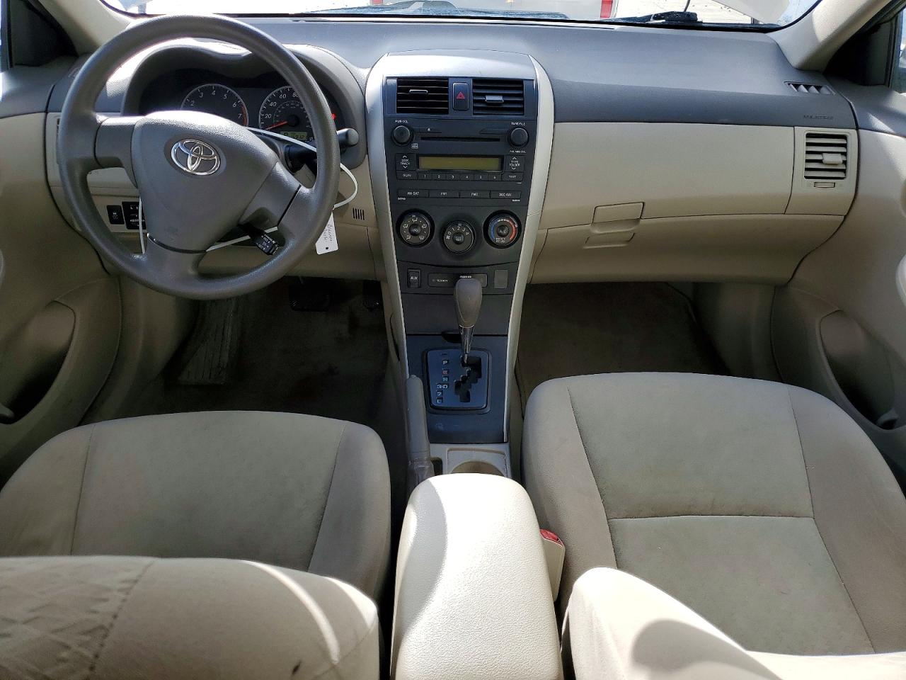 2009 TOYOTA COROLLA LE photo 8
