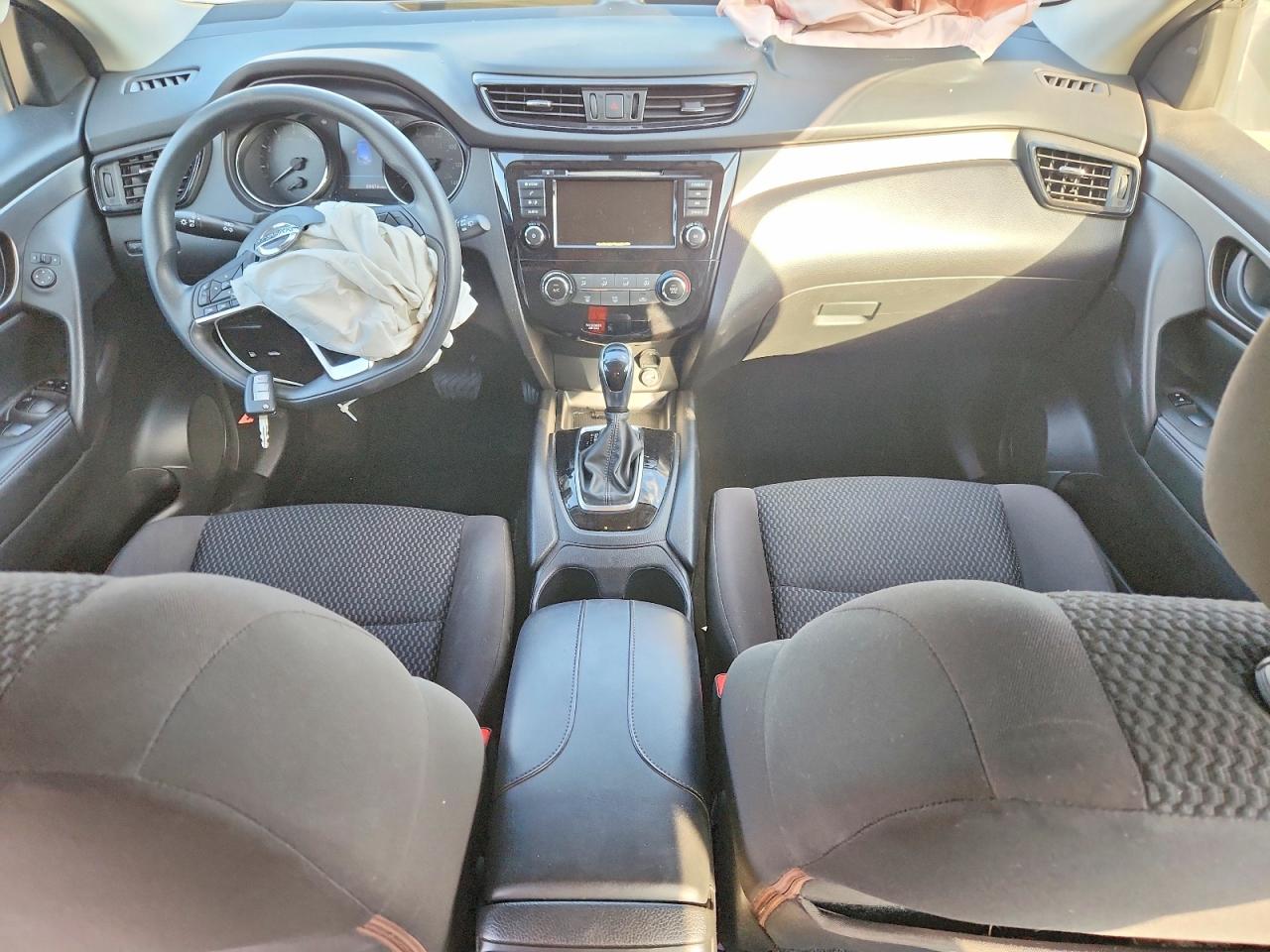 2019 NISSAN ROGUE SPORT S photo 8