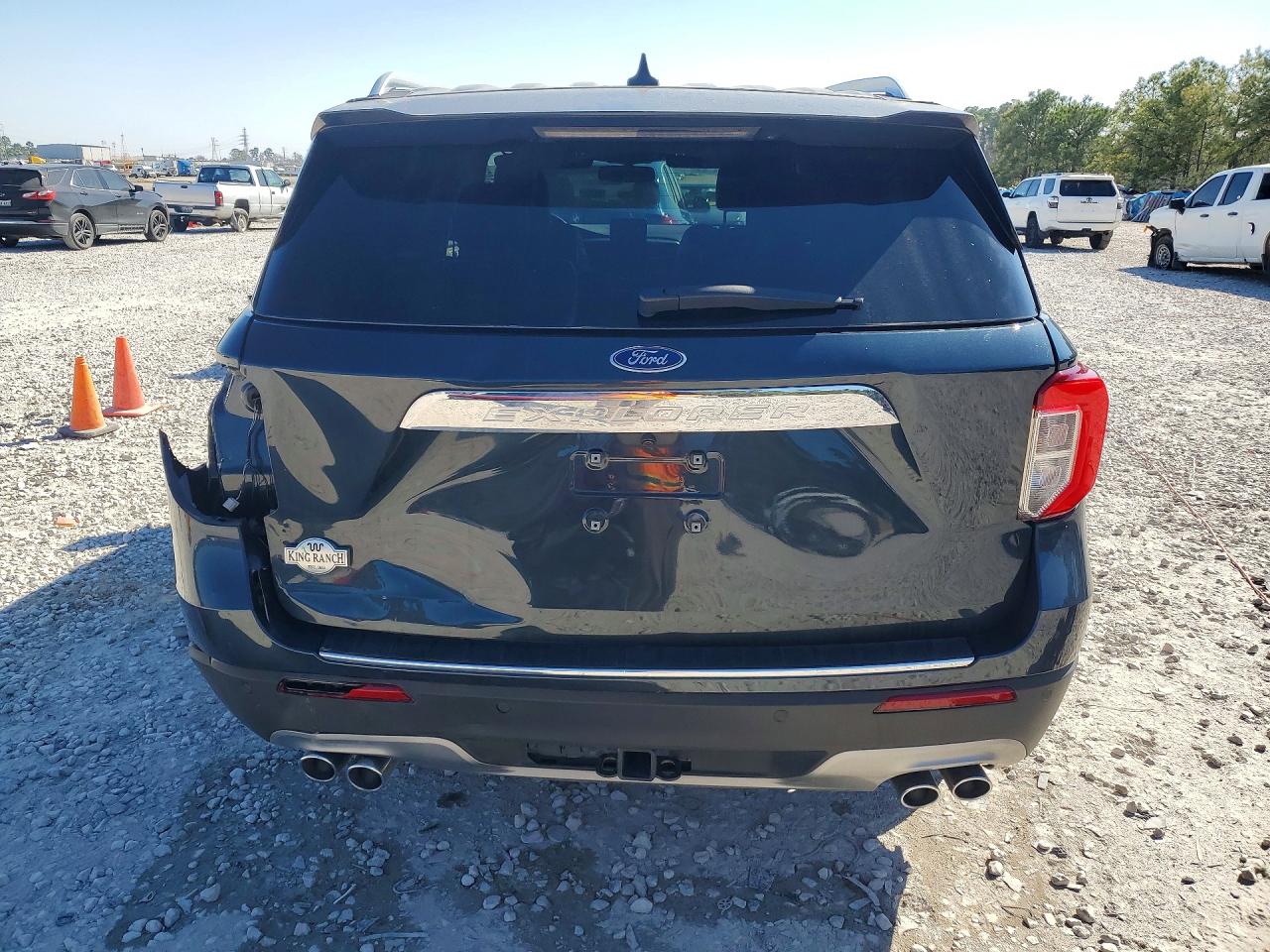 2024 FORD EXPLORER KING RANCH photo 11