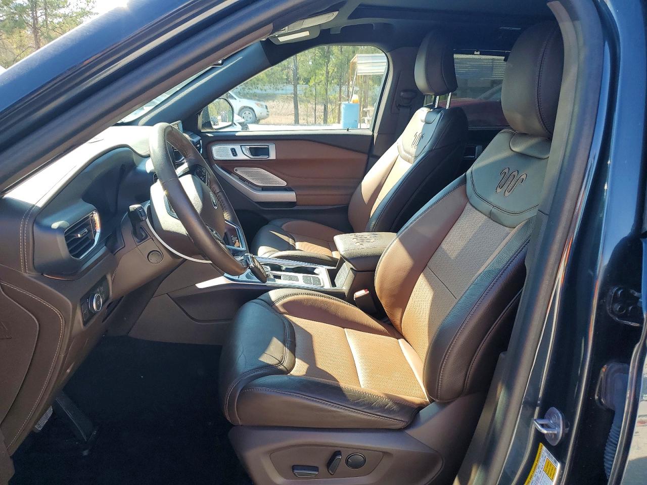 2024 FORD EXPLORER KING RANCH photo 13