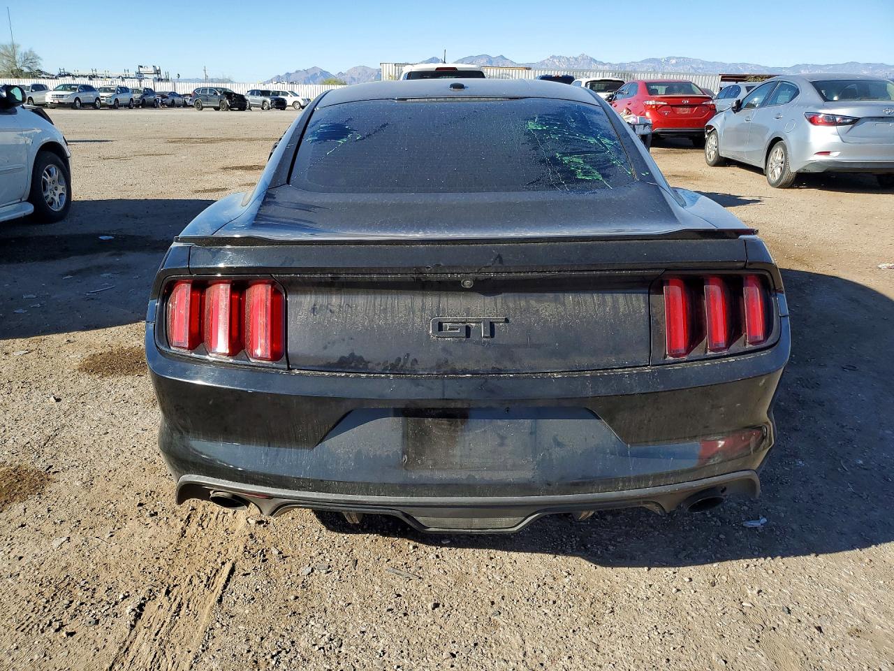 2017 FORD MUSTANG GT photo 16