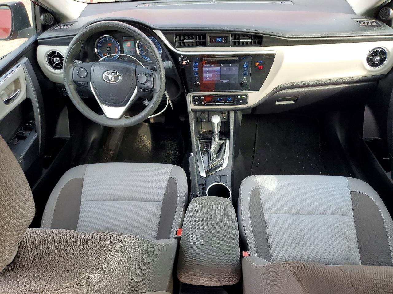 2019 TOYOTA COROLLA LE photo 15