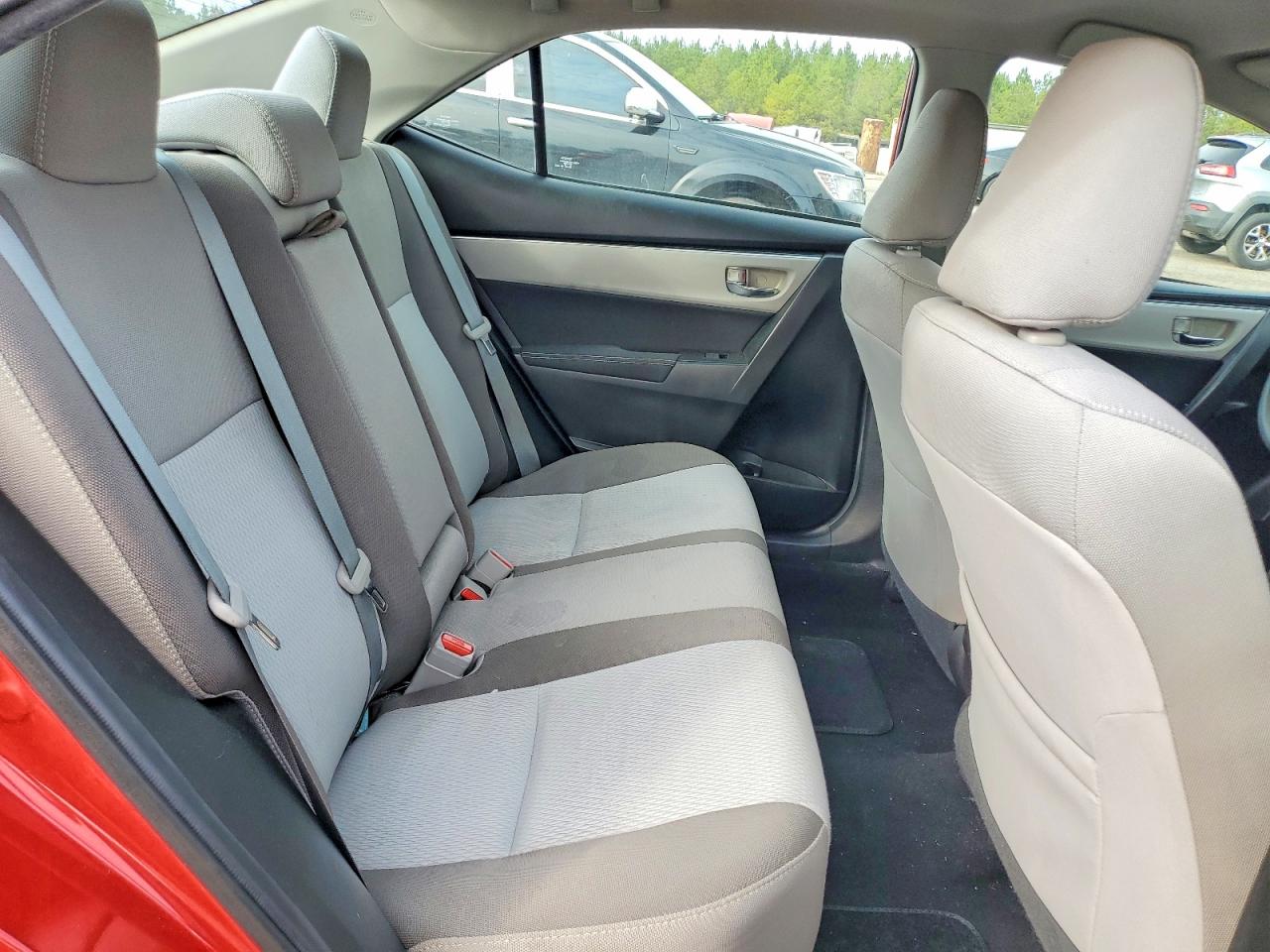 2019 TOYOTA COROLLA LE photo 19