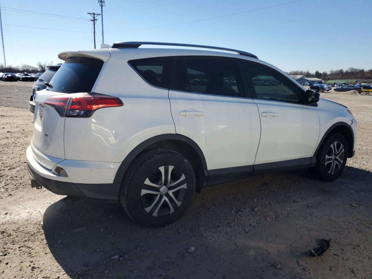 2017 TOYOTA RAV4 LE photo 7