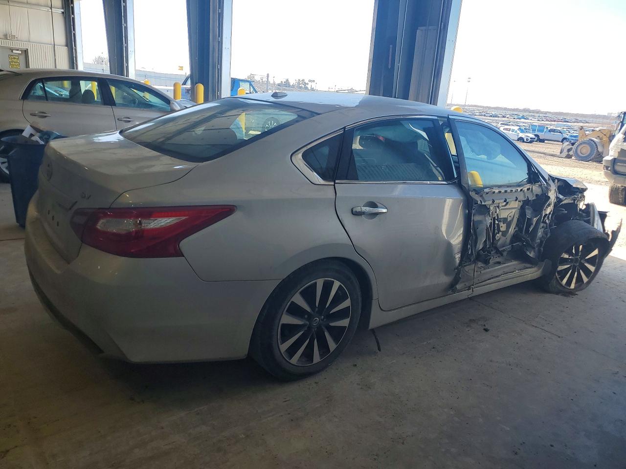 2018 NISSAN ALTIMA photo 7