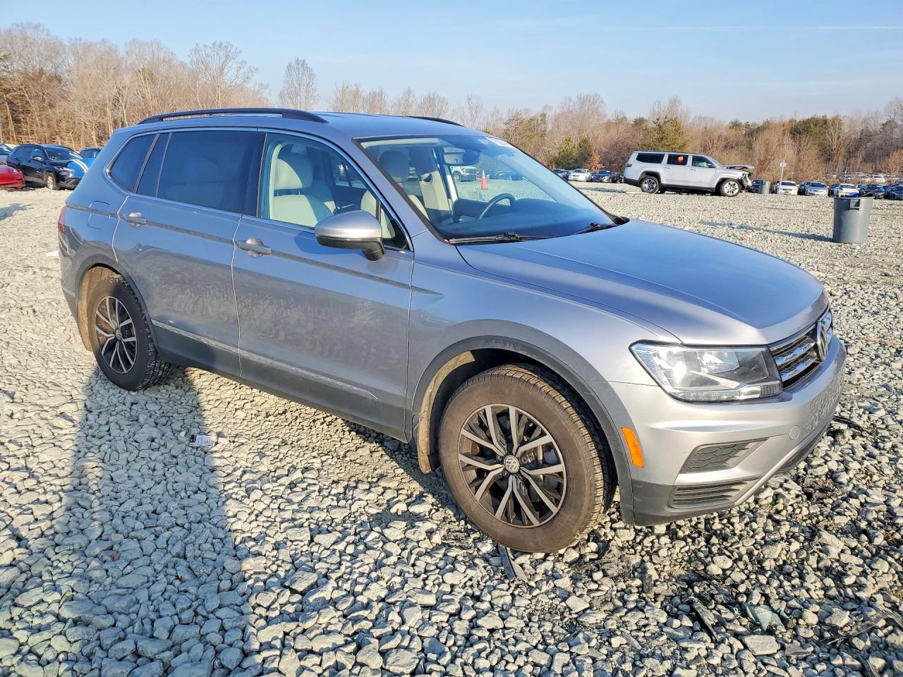 2021 VOLKSWAGEN TIGUAN photo 7