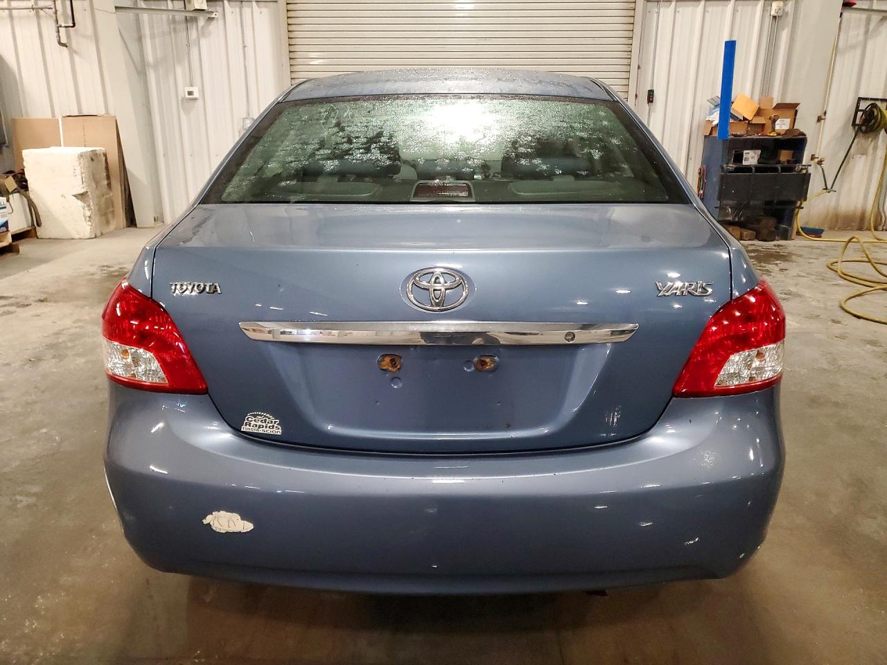 2009 TOYOTA YARIS BASE photo 6