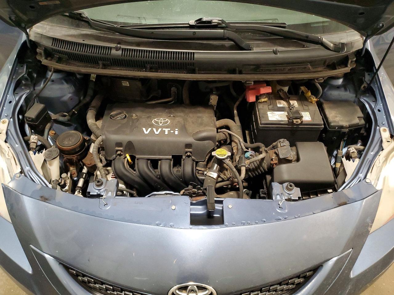 2009 TOYOTA YARIS BASE photo 11