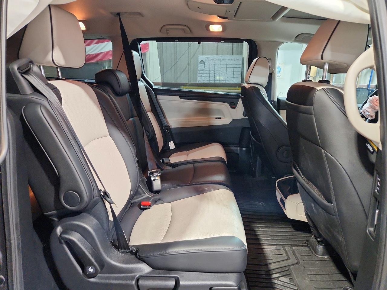 2025 HONDA ODYSSEY ELITE photo 21