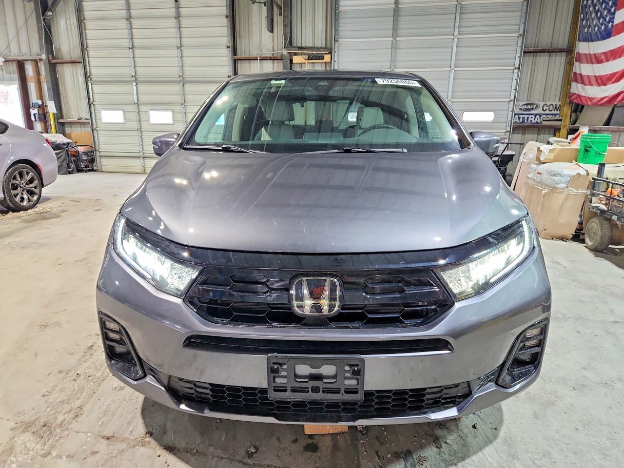 2025 HONDA ODYSSEY ELITE photo 9