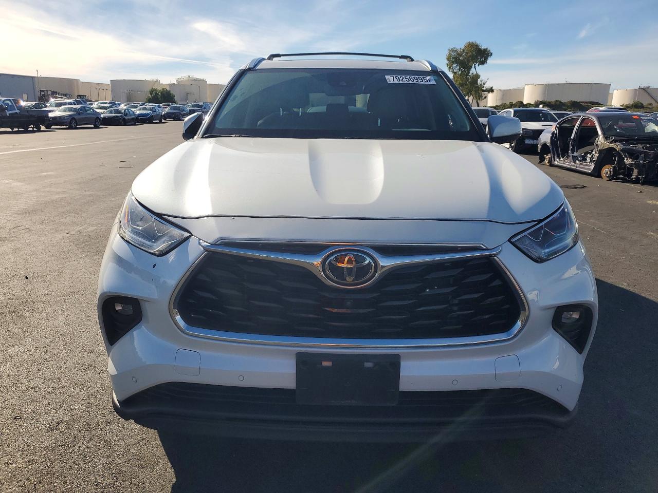 2022 TOYOTA HIGHLANDER LIMITED photo 9