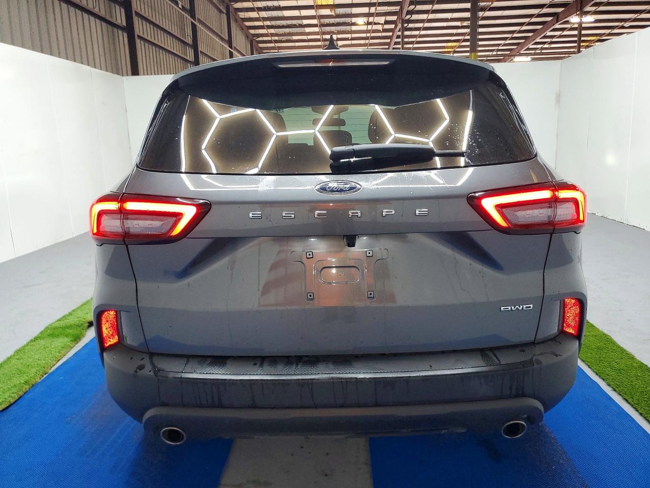 2025 FORD ESCAPE ST LINE SELECT photo 16