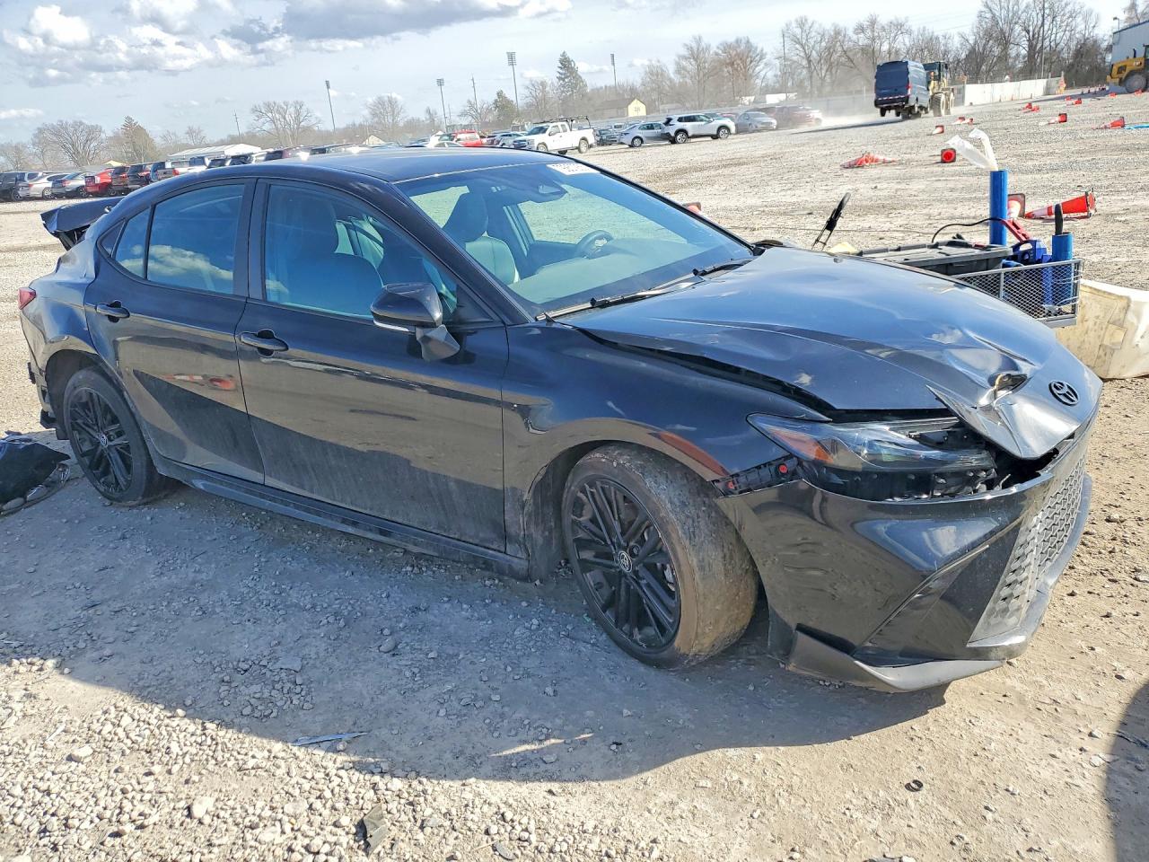 2025 TOYOTA CAMRY SE photo 7