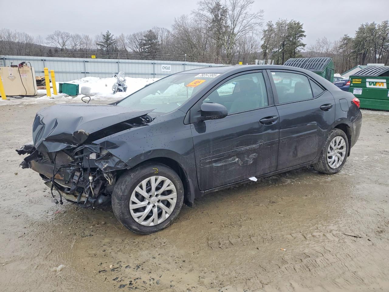 2017 TOYOTA COROLLA