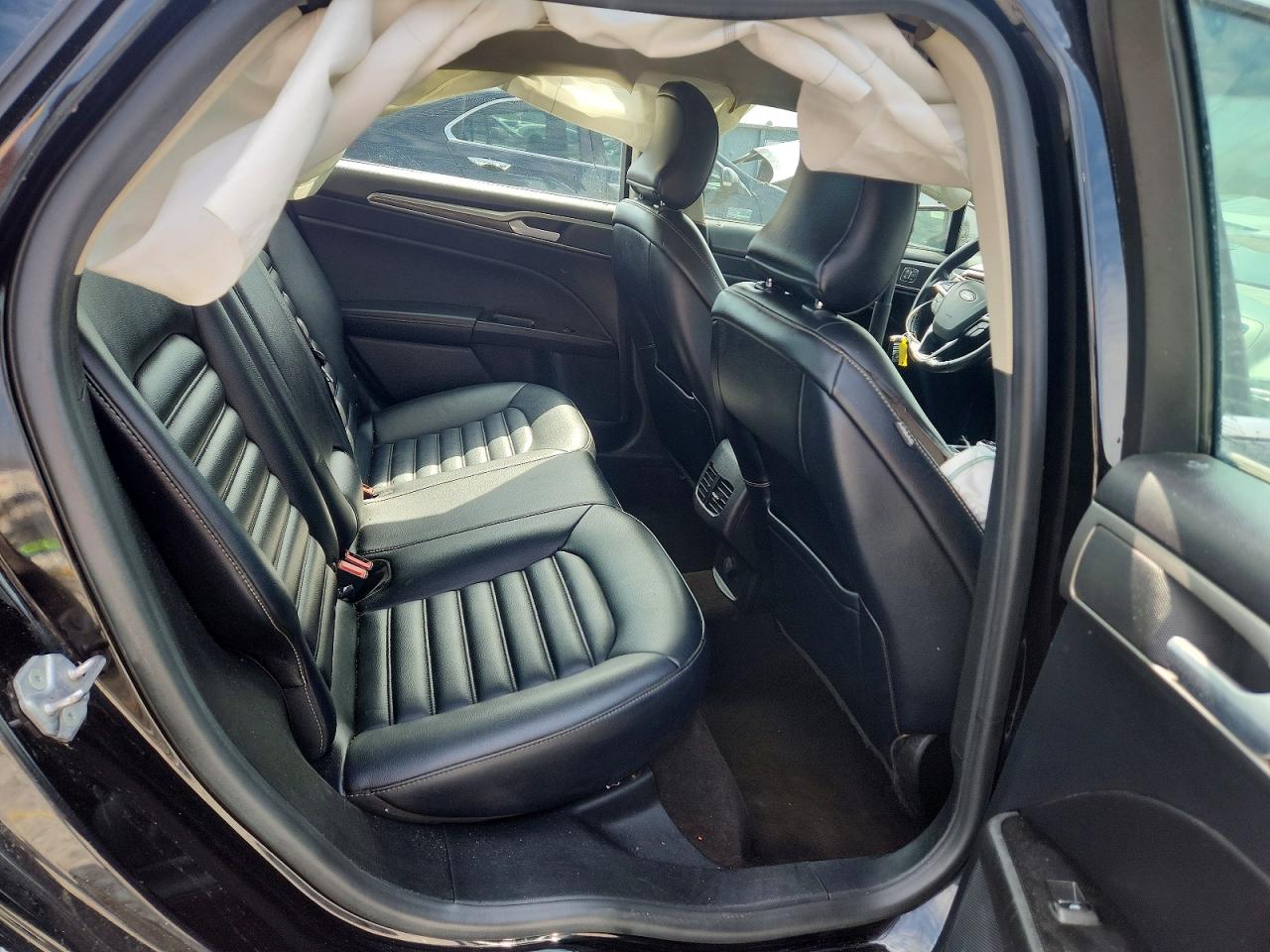 2019 FORD FUSION SEL photo 10