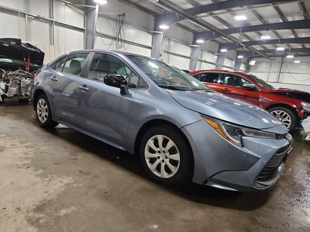 2023 TOYOTA COROLLA LE photo 4