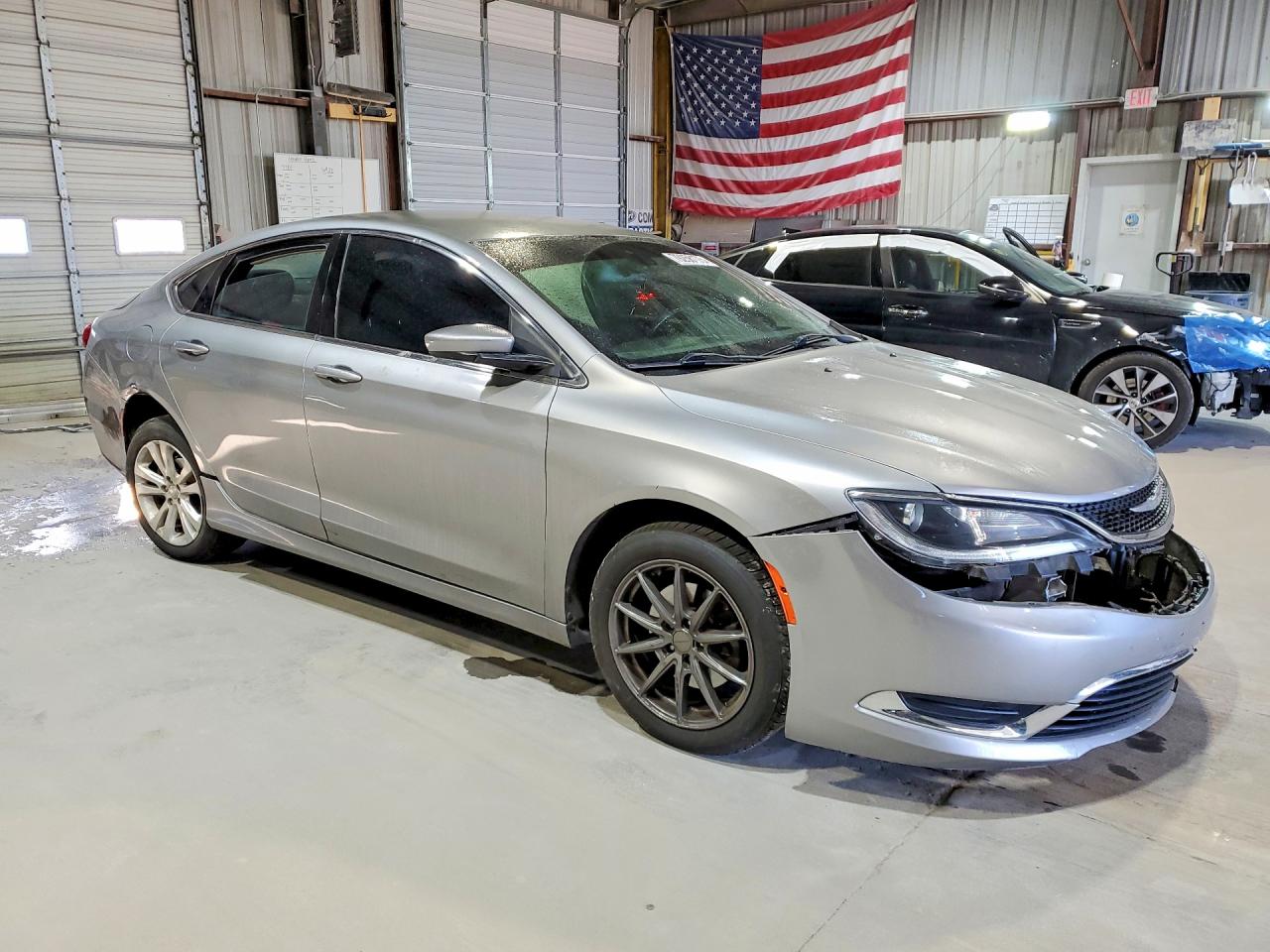 2016 CHRYSLER 200 LIMITED photo 4