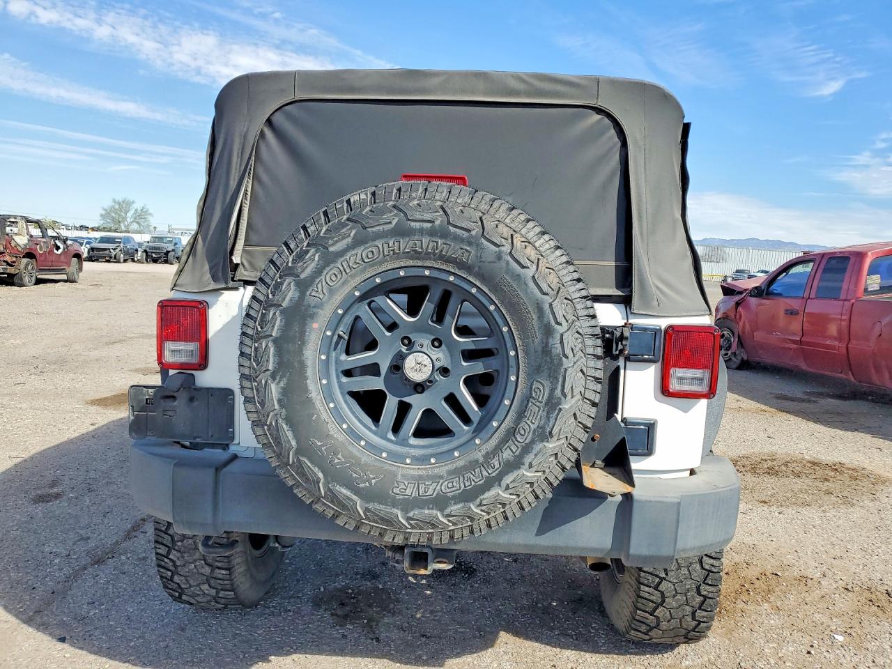 2013 JEEP WRANGLER UNLIMITED SPORT photo 6