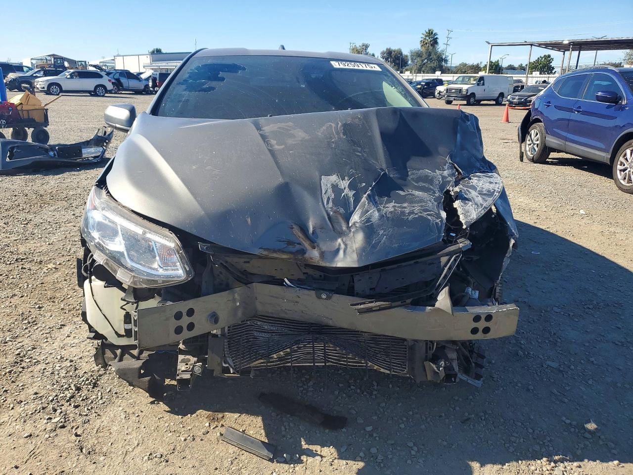2017 CHEVROLET VOLT LT photo 5