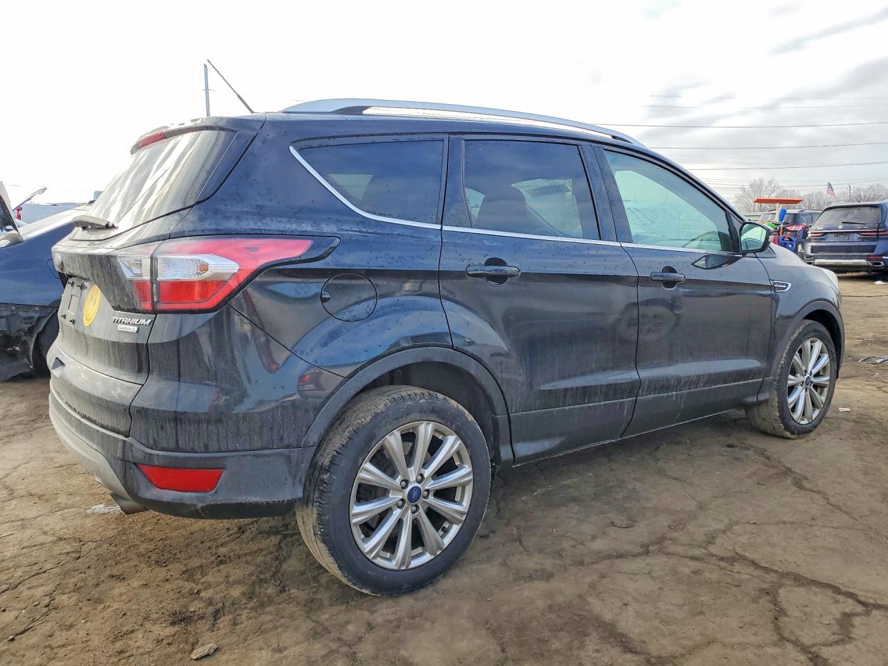 2017 FORD ESCAPE TITANIUM photo 5