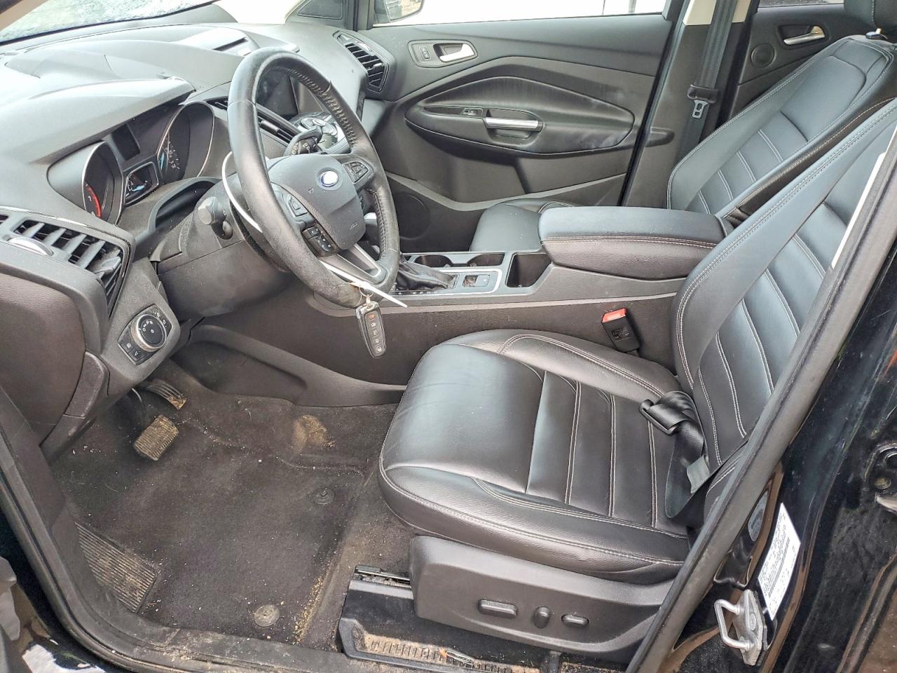 2017 FORD ESCAPE TITANIUM photo 13