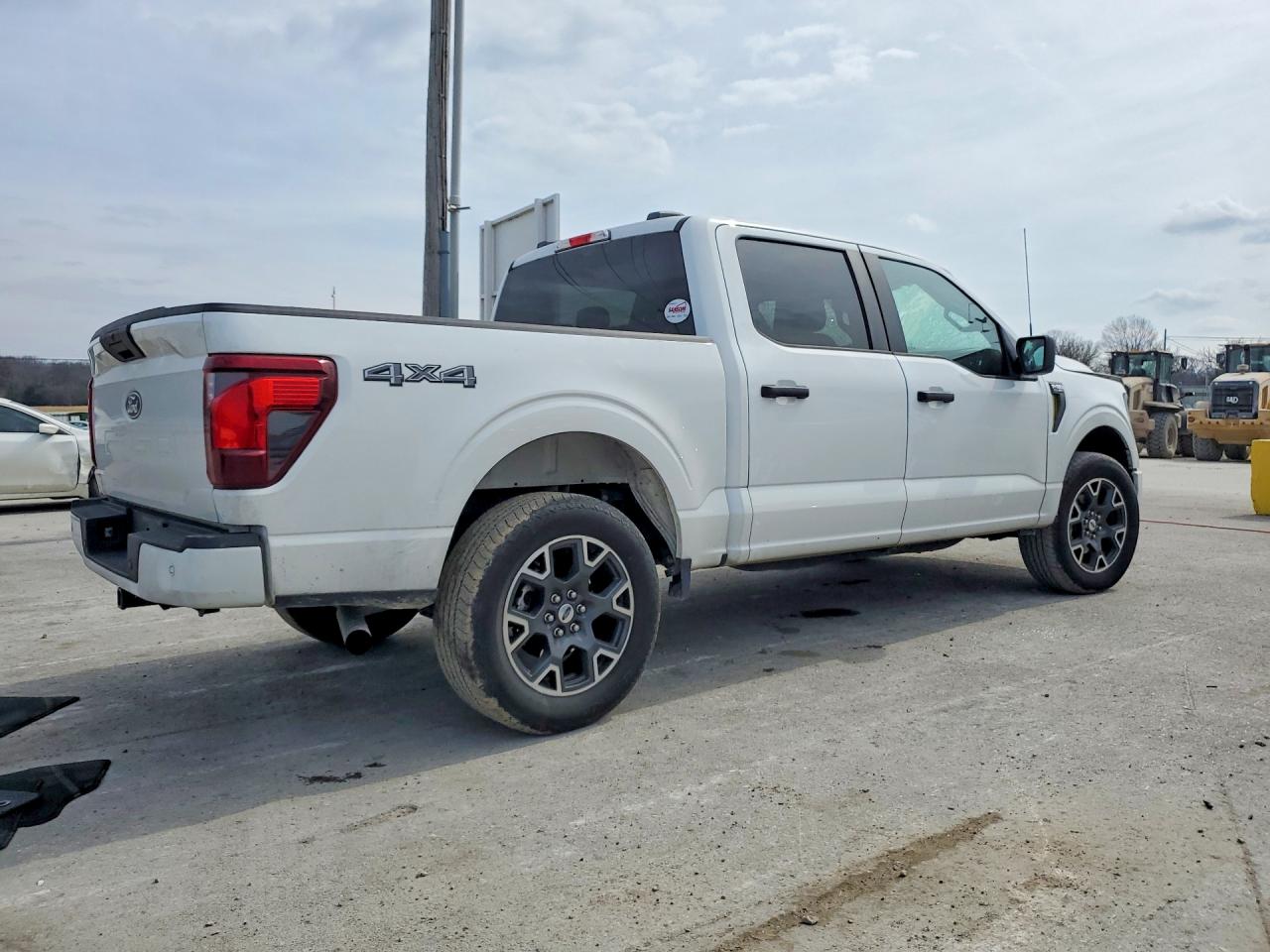 2024 FORD F150 STX photo 3