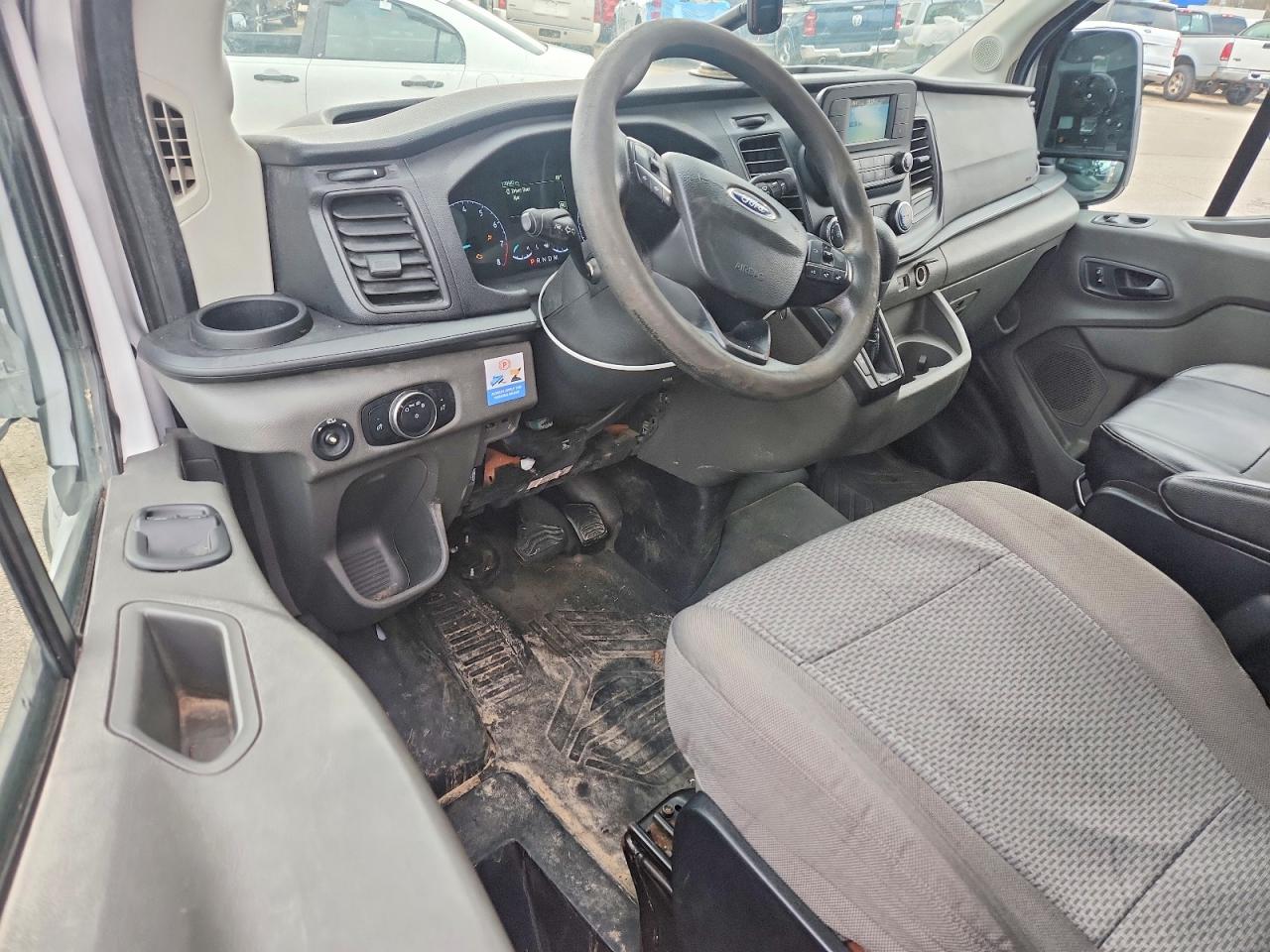 2020 FORD TRANSIT 250 MEDIUM ROOF DELIVERY VAN photo 15