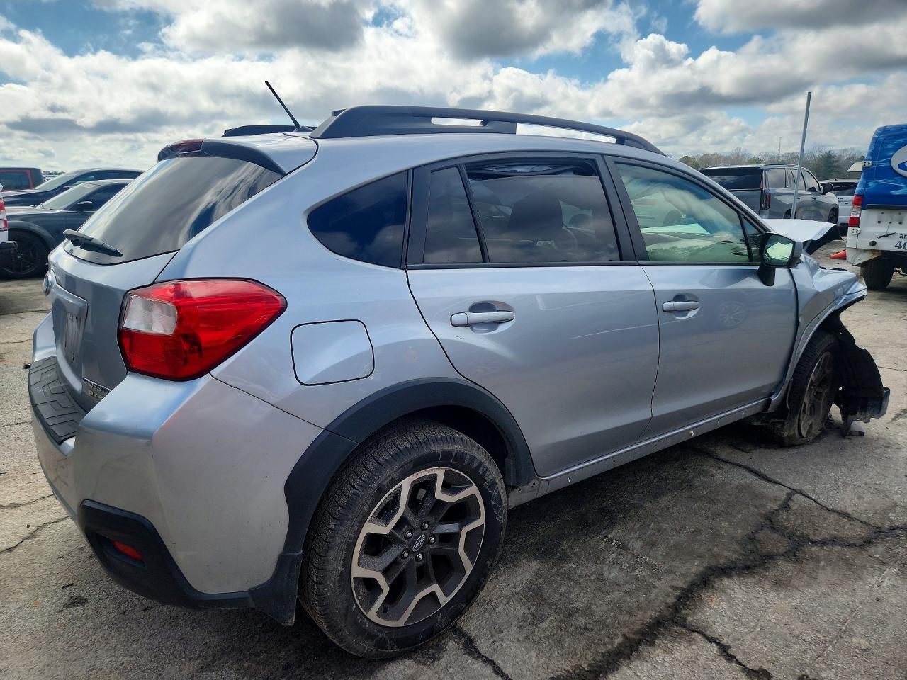 2017 SUBARU CROSSTREK PREMIUM photo 3
