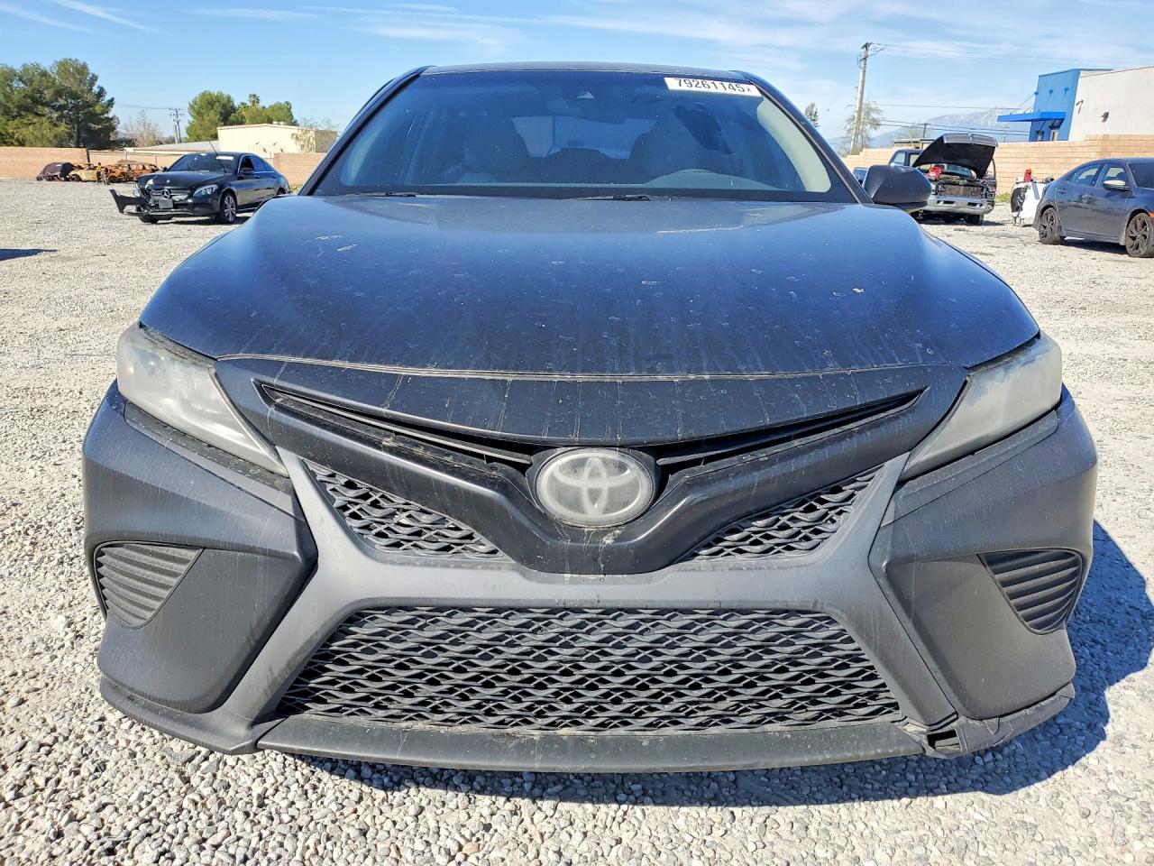 2018 TOYOTA CAMRY SE photo 5
