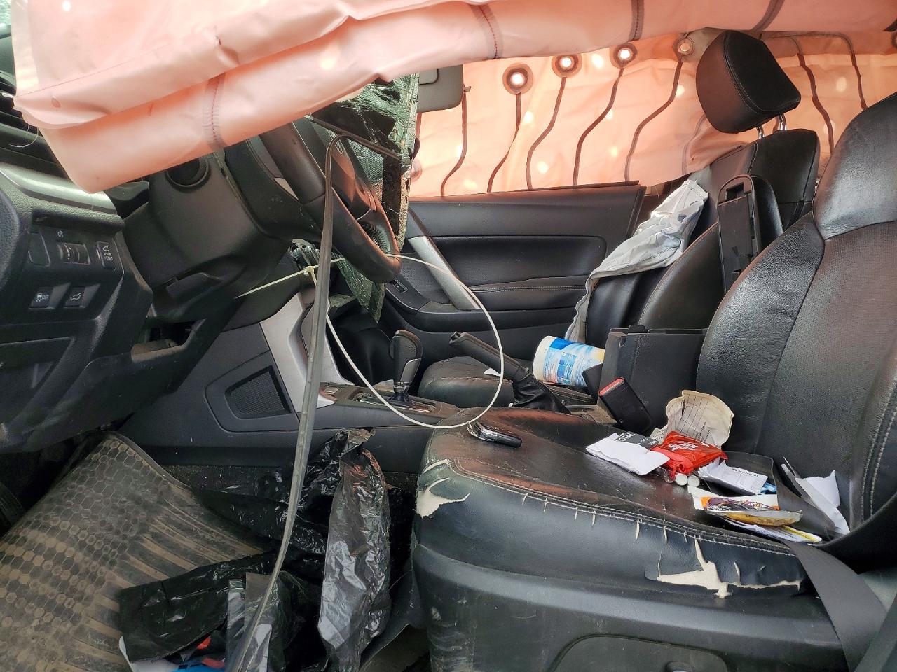 2015 SUBARU FORESTER 2.5I TOURING photo 13