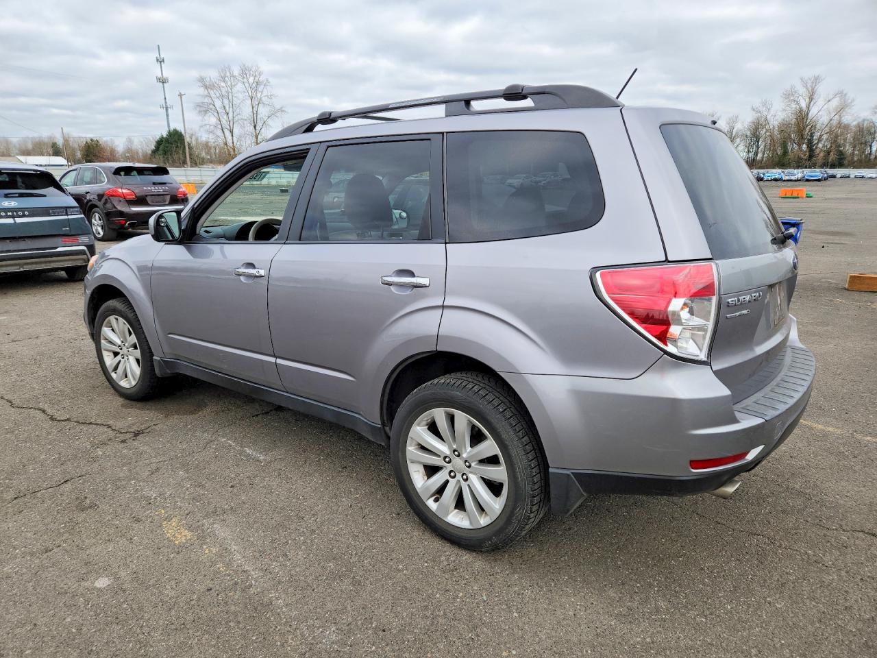 2011 SUBARU FORESTER 2.5X PREMIUM photo 2