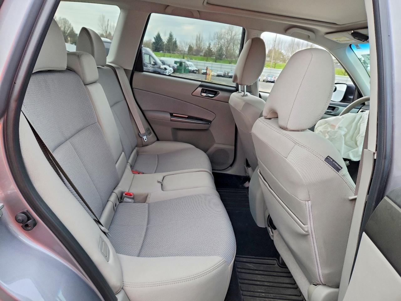 2011 SUBARU FORESTER 2.5X PREMIUM photo 10