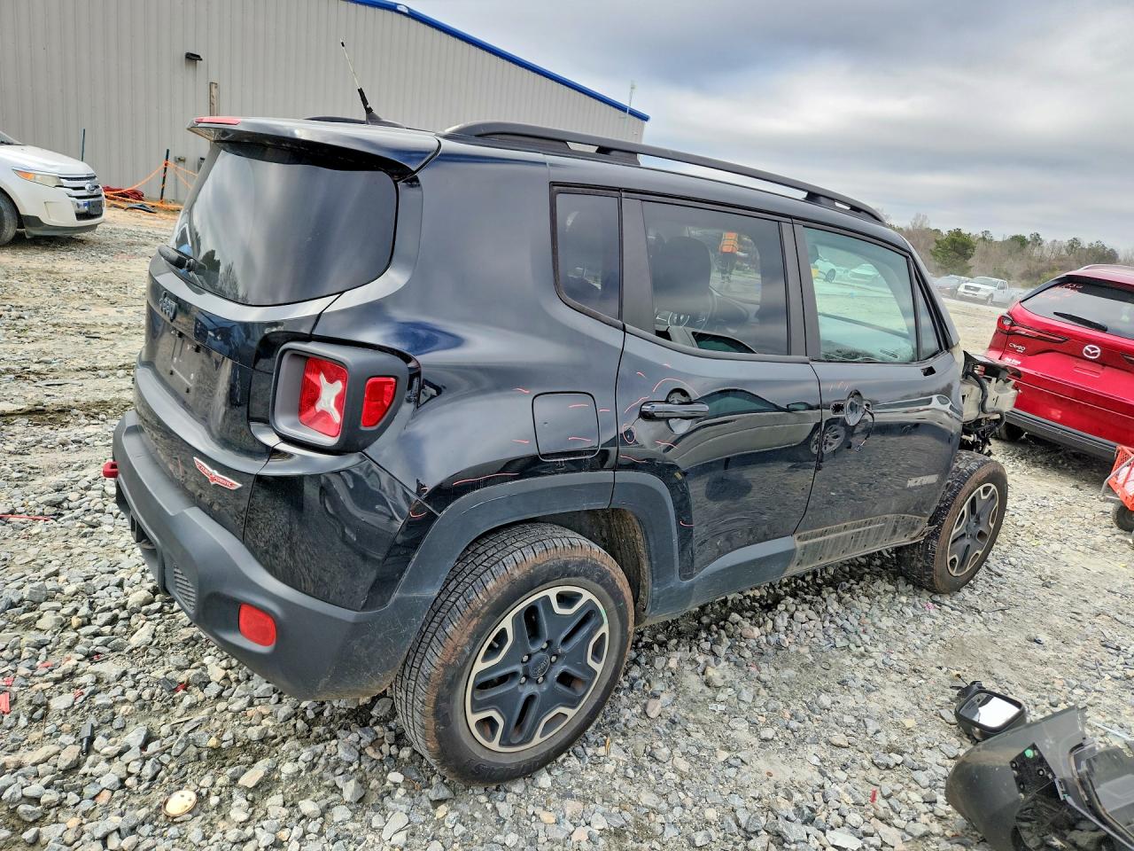 2017 JEEP RENEGADE TRAILHAWK photo 9