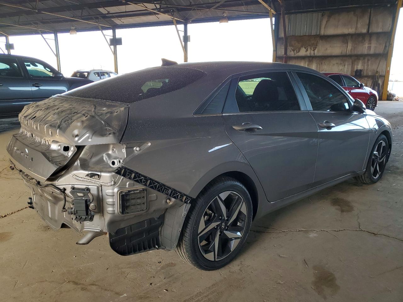 2022 HYUNDAI ELANTRA SEL photo 3