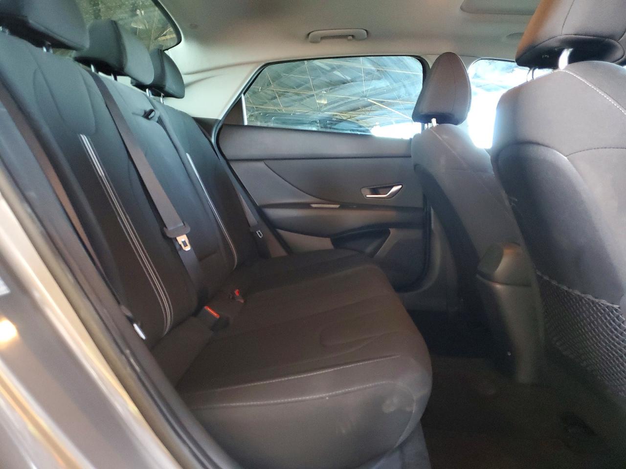 2022 HYUNDAI ELANTRA SEL photo 10