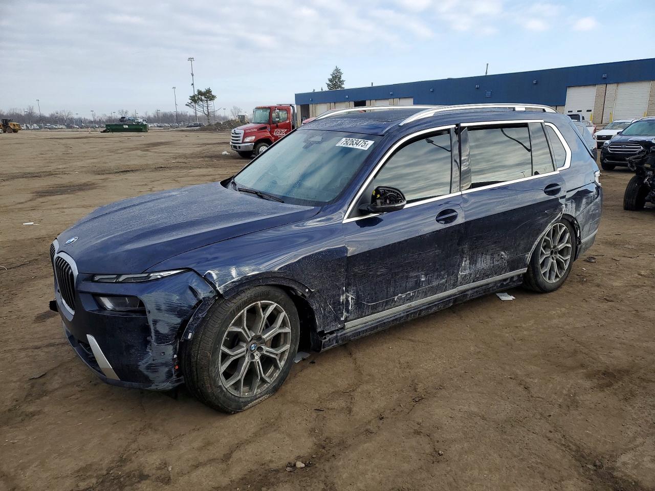 2023 BMW X7