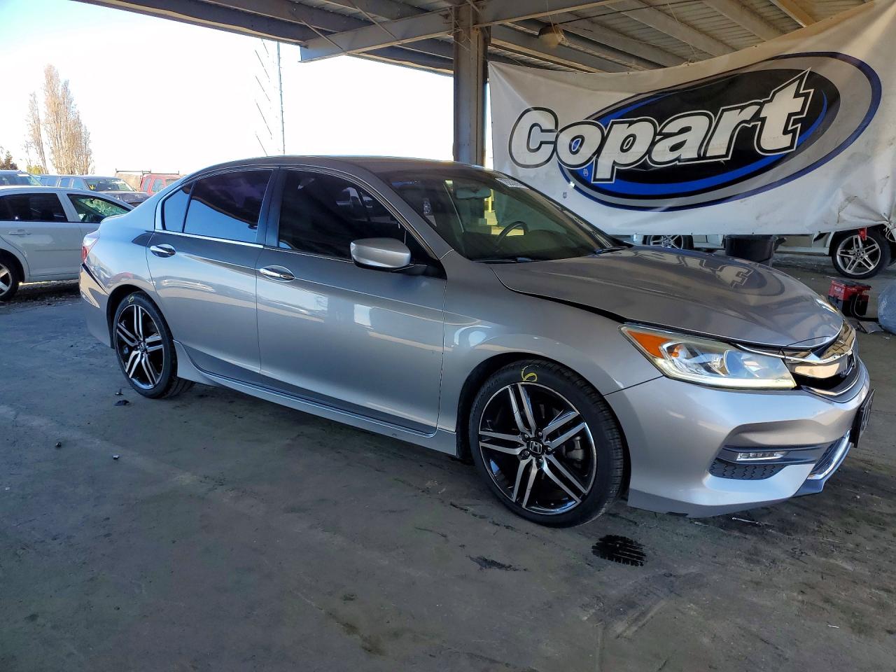 2017 HONDA ACCORD SPORT photo 7