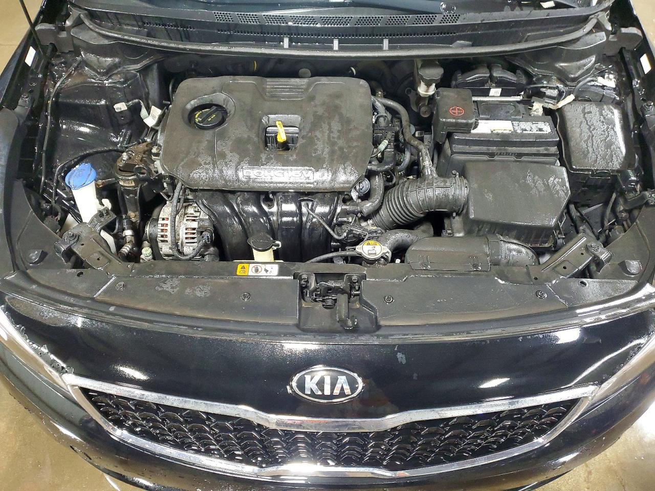 2017 KIA FORTE LX photo 21