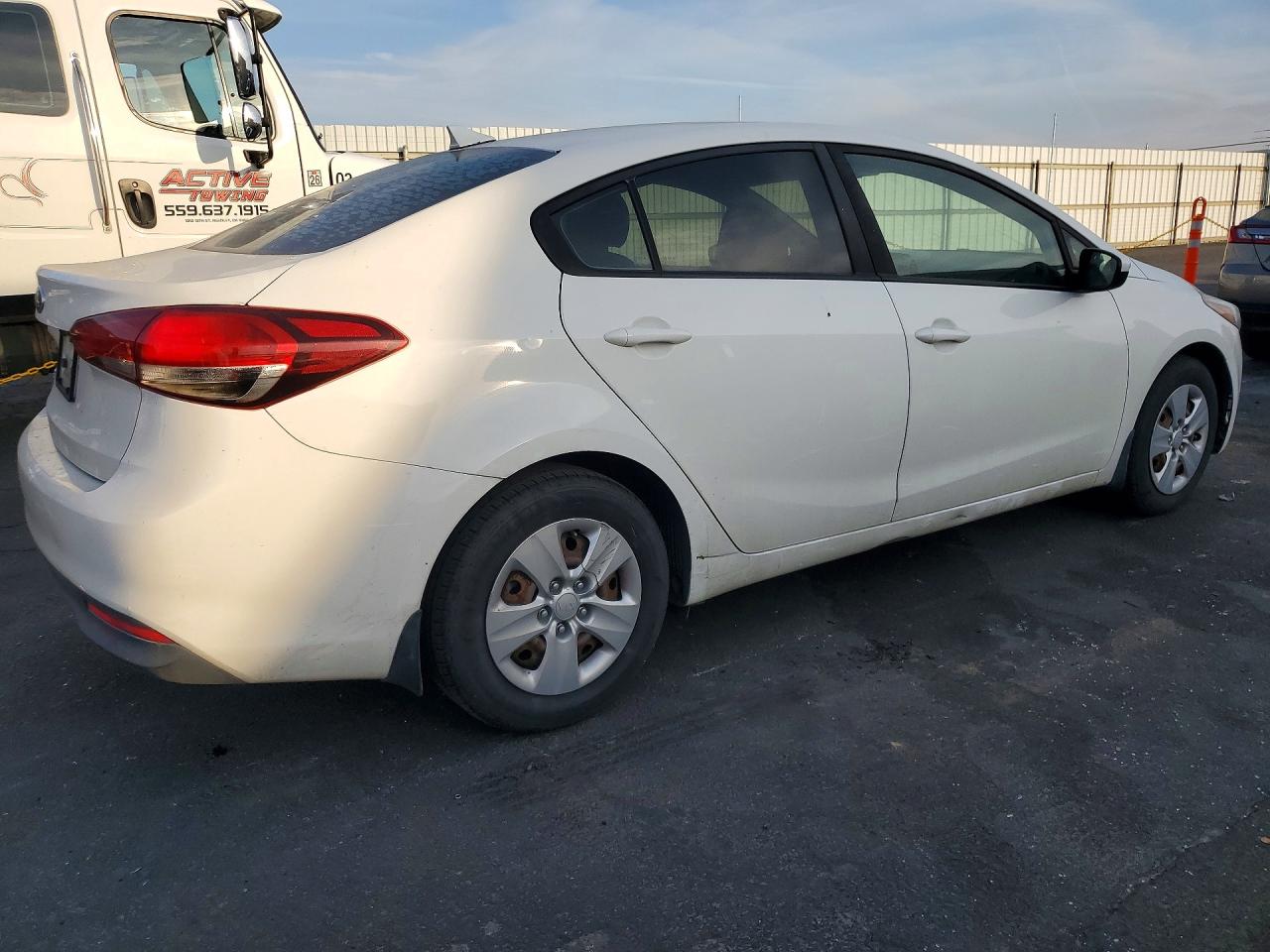 2018 KIA FORTE LX photo 3