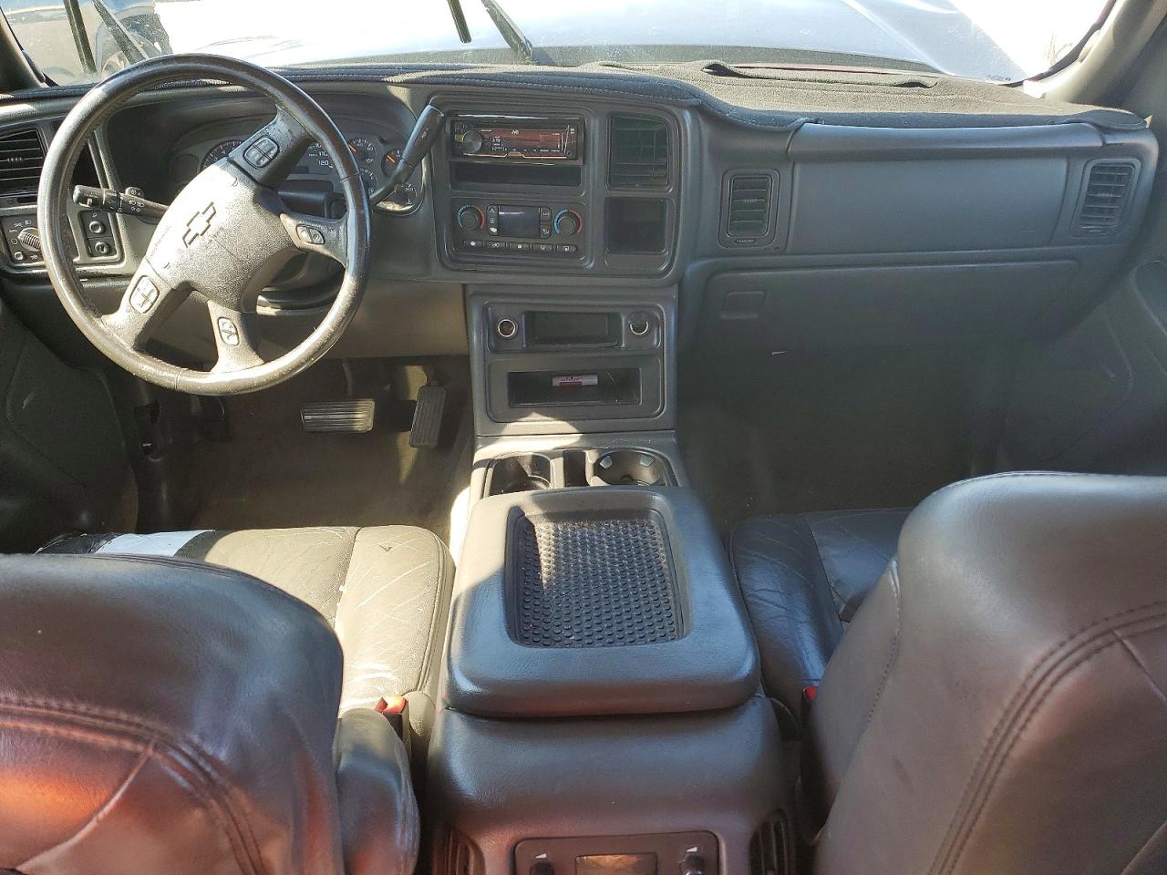 2004 CHEVROLET SILVERADO C2500 HEAVY DUTY photo 15