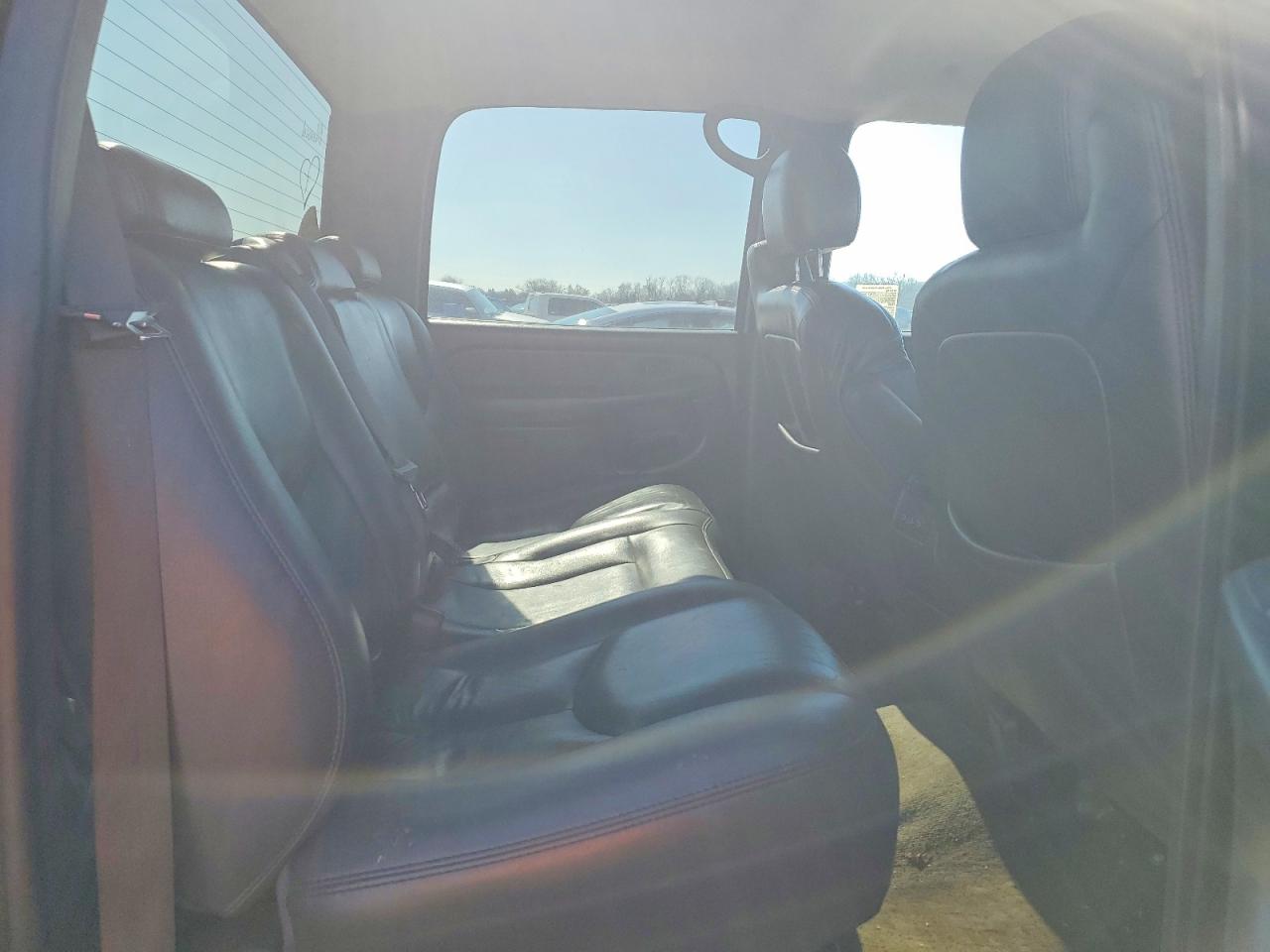 2004 CHEVROLET SILVERADO C2500 HEAVY DUTY photo 19
