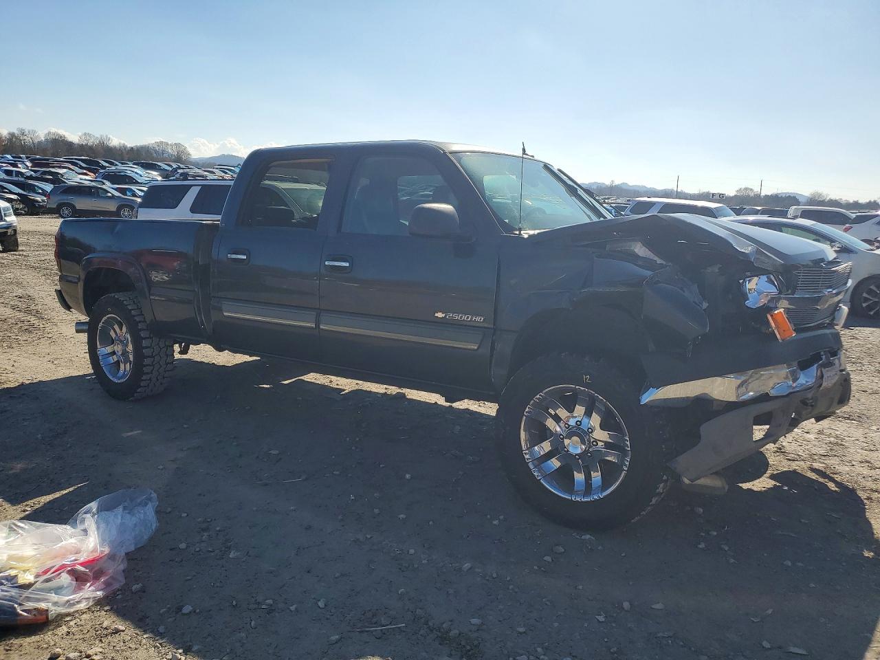 2004 CHEVROLET SILVERADO C2500 HEAVY DUTY photo 7