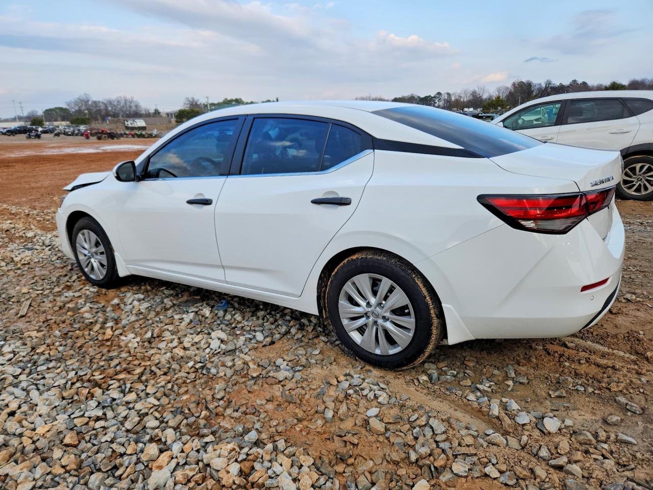2025 NISSAN SENTRA S photo 3