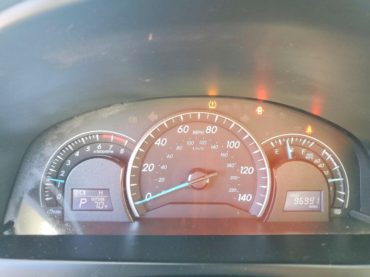 2014 TOYOTA CAMRY LE photo 17