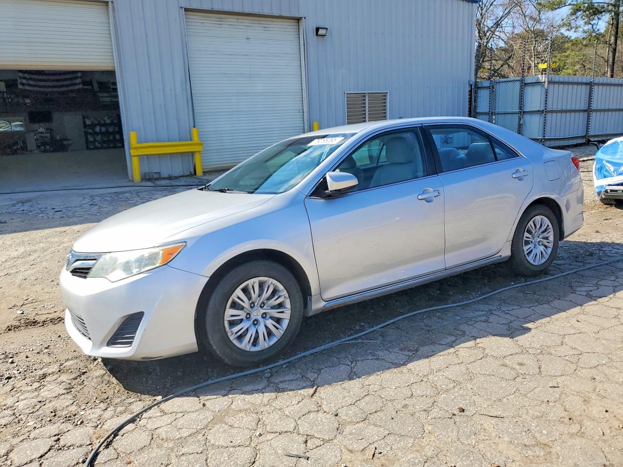 2014 TOYOTA CAMRY