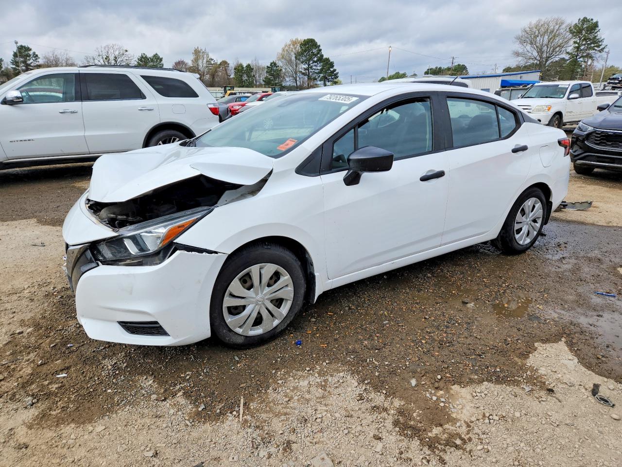 2020 NISSAN VERSA