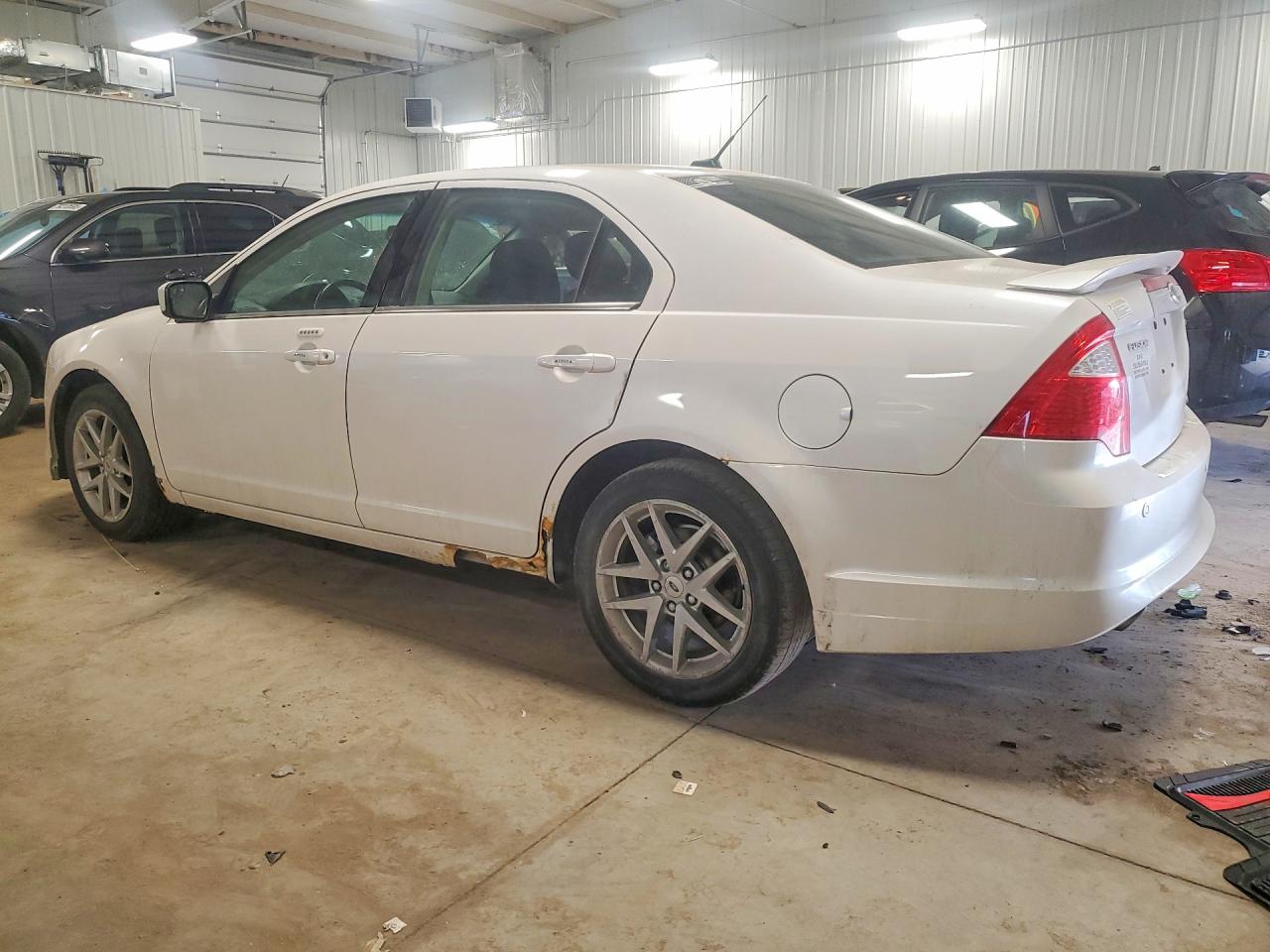 2011 FORD FUSION SEL photo 2