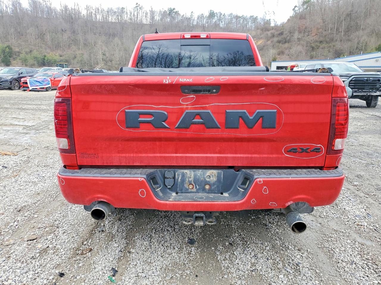 2018 RAM 1500 SPORT photo 6
